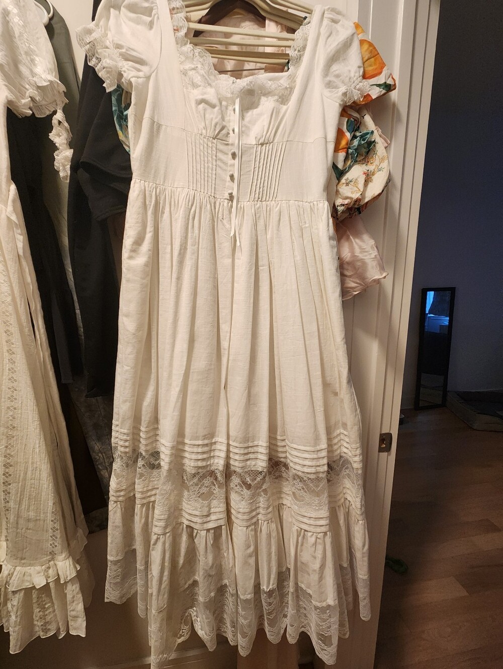 SIZE XL LACEMADE WHITE CINDERELLA DRESS BNWT
